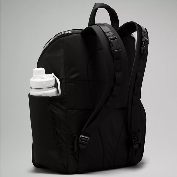 LULULEMON NEW PARENT BACKPACK main image 10